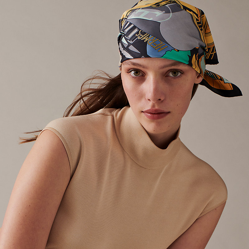 Minuit au Faubourg scarf 70 | Hermès Netherlands